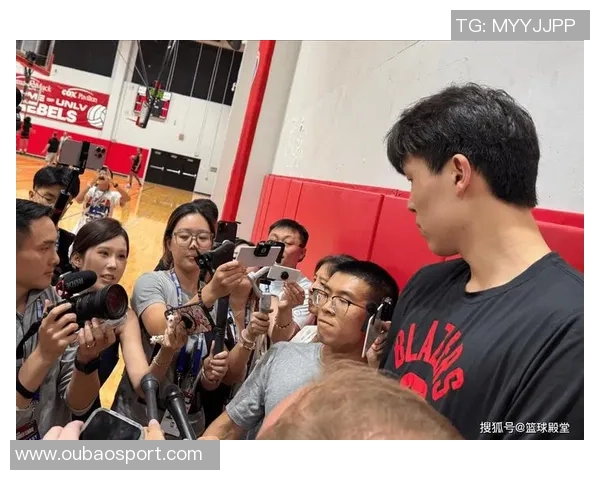 杨瀚森谈职业生涯选择：五分钟体验不如发展联盟三十分钟的实战锻炼