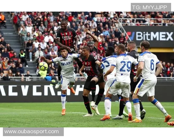 AC米兰重回巅峰前14轮意甲积分突破30分创21赛季新高 AC米兰重回巅峰前14轮意甲积分突破30分创21赛季新高