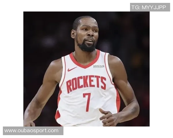 杜兰特赞小贾自信心提升坚持投篮克服低谷挑战 杜兰特赞小贾自信心提升坚持投篮克服低谷挑战